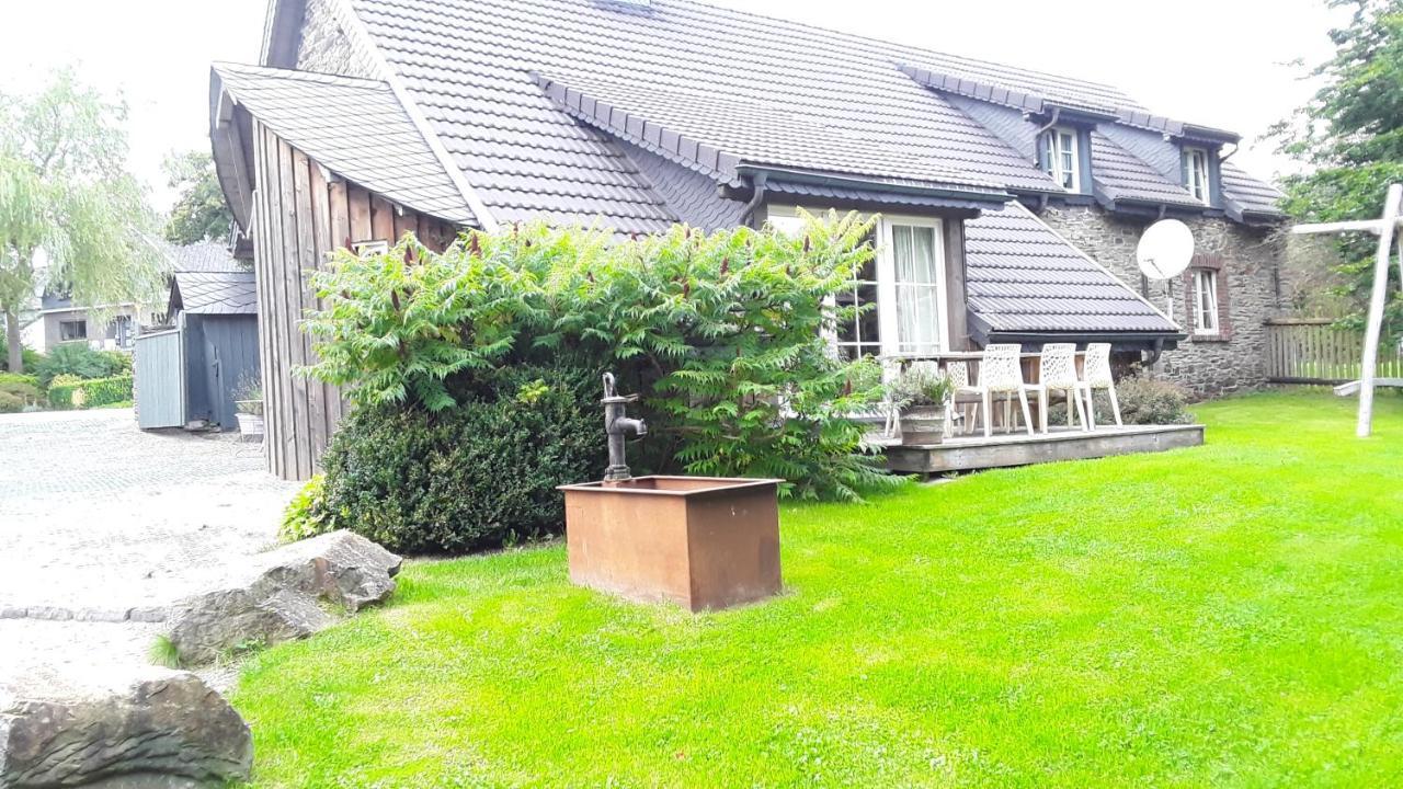 Ma Baraque De Vacances Butgenbach Exteriör bild